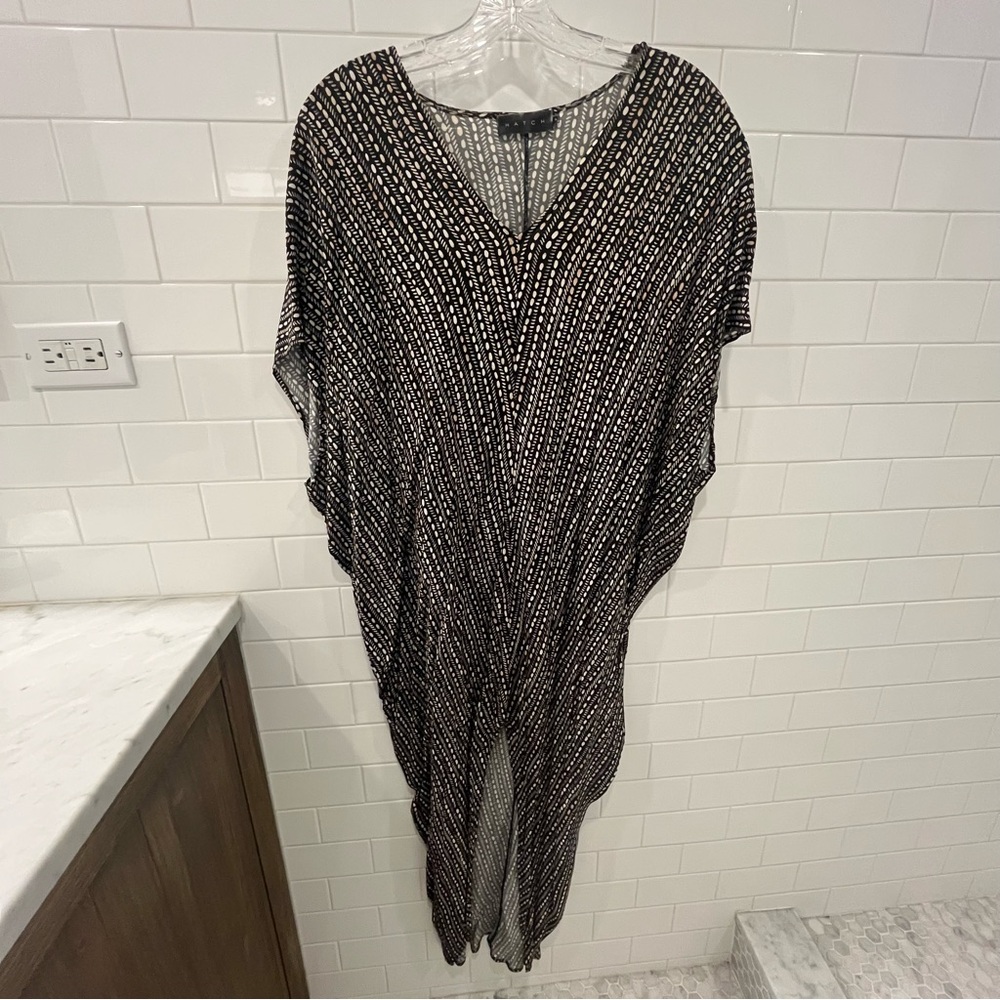Chic Black and White Patterned dress by Hatch Maternity love!